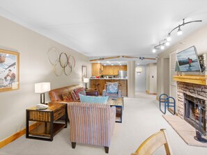 Smart-tv, pejs, dvd-afspiller