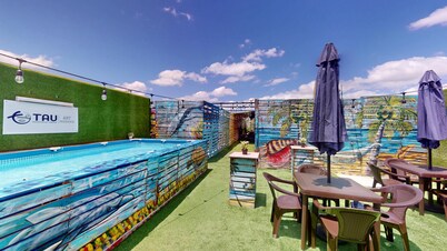 Hotel Tau Art Residence