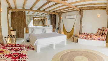 1 bedroom, hypo-allergenic bedding, minibar, in-room safe