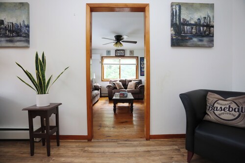 Score a Home Run with Triple Play Hideaway – 2 Mins from Cooperstown Dreams Park