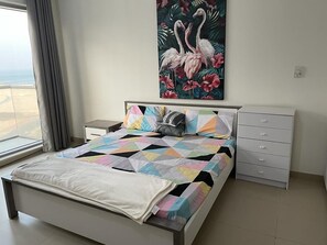 1 chambre, fer et planche à repasser, accès au Wi-Fi (inclus)