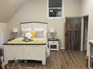 Bügeleisen/Bügelbrett, kostenloses WLAN, Bettwäsche