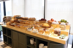 Restaurant - The Quart Ruamrudee by UHG (Bangkok)