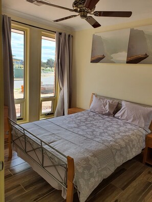 2 soverom, strykejern/-brett, wi-fi (inkludert) og sengetøy