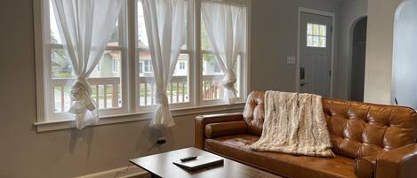 تلفزيون ذكي، كُتُب