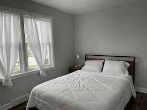 3 bedrooms, WiFi, bed sheets