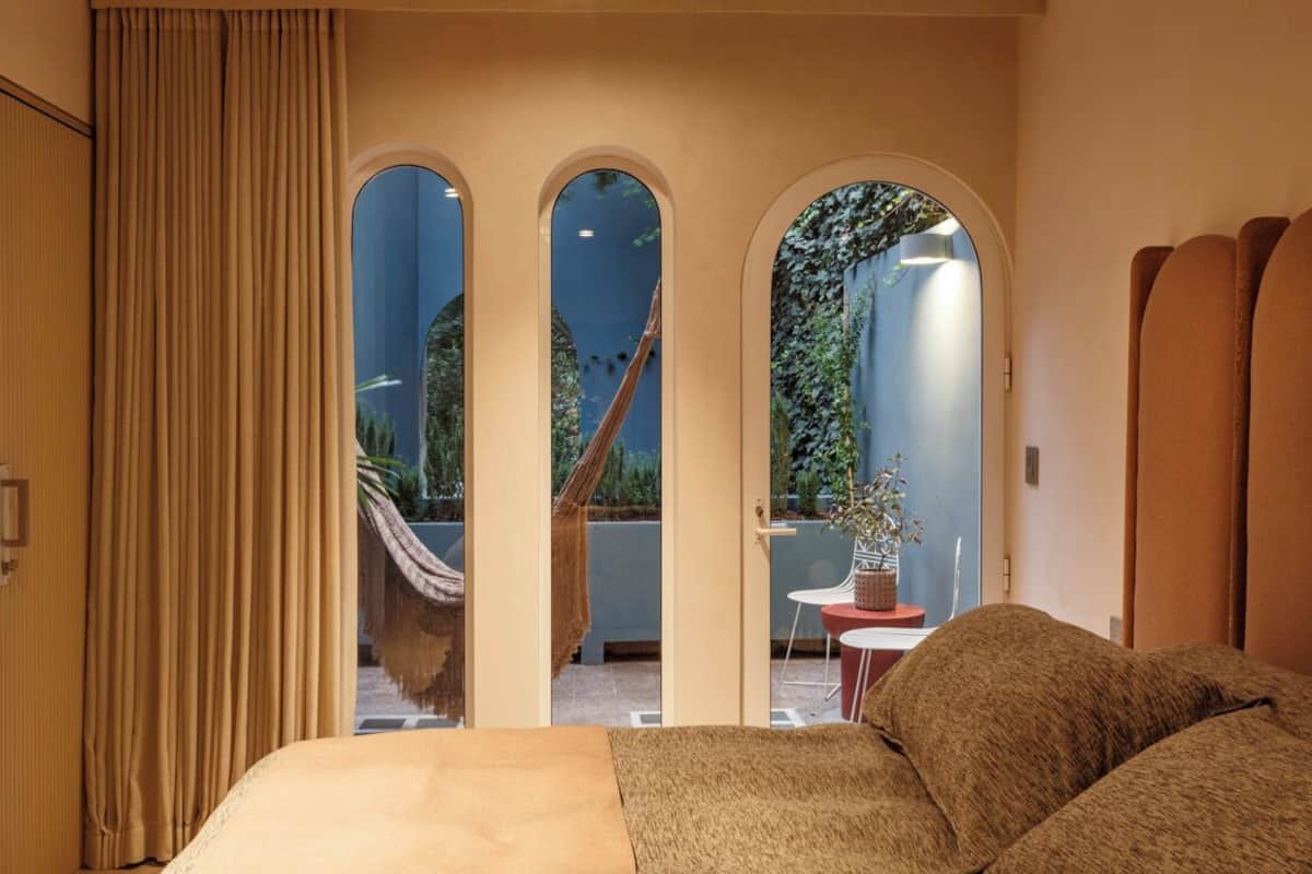 1 bedroom, in-room safe, laptop workspace, soundproofing