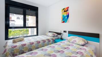 2 slaapkamers, een strijkplank/strijkijzer, gratis wifi, beddengoed