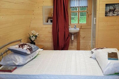 St Austell Glamping Pod with Spa Pool and Pets Ok