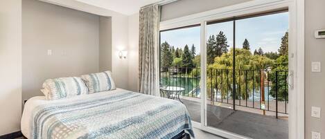 1 غرفة نوم ومكواة/لوح كي وواي فاي مجانًا وملاءات أسرّة