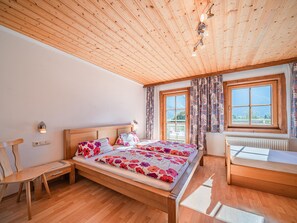 7 Schlafzimmer, Internetzugang
