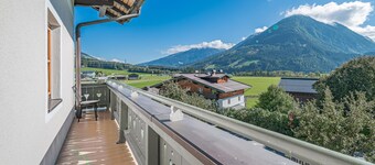 Country house with garden near the ski lift