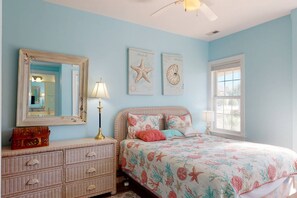 6 habitaciones, tabla de planchar con plancha y cuna de viaje 