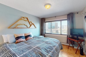 2 slaapkamers, een strijkplank/strijkijzer, wifi, beddengoed