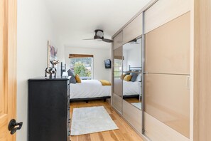 3 chambres, bureau, fer et planche à repasser, Wi-Fi gratuit