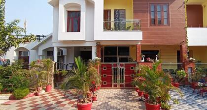 4 BHK 4 T 4000 sqft. Luxurious Villa