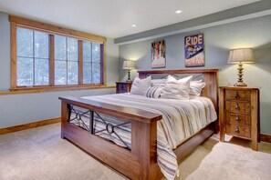 3 chambres, literie de qualité supérieure, fer et planche à repasser