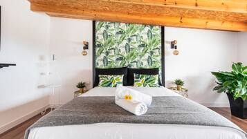 2 slaapkamers, een strijkplank/strijkijzer, gratis wifi, beddengoed