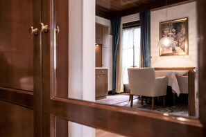 Interior - Villa Stella Apartment N 59 near the ski lift, Wi-Fi, balcony, terrace and garden (St.Ulrich)