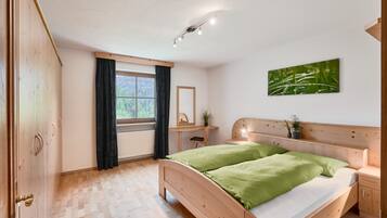 3 Schlafzimmer, kostenloses WLAN, Bettwäsche