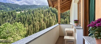 Appartement "Ratschingser Kreuz Blasighof" avec vue sur les montagnes, Wi-Fi, balcon et jardin