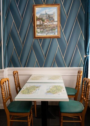 Restaurant - Central Anzac (Amiens)