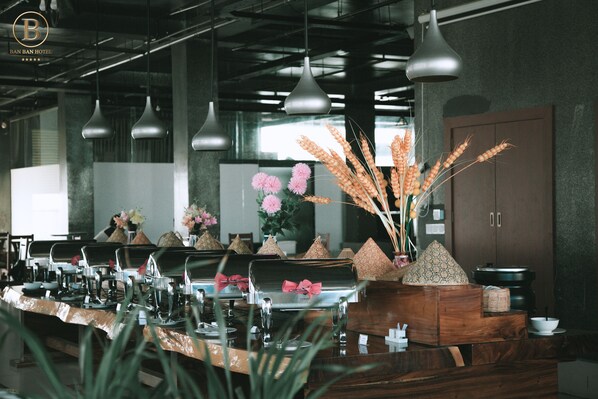 Breakfast meal - Ban Ban Hotel (Phnom Penh)