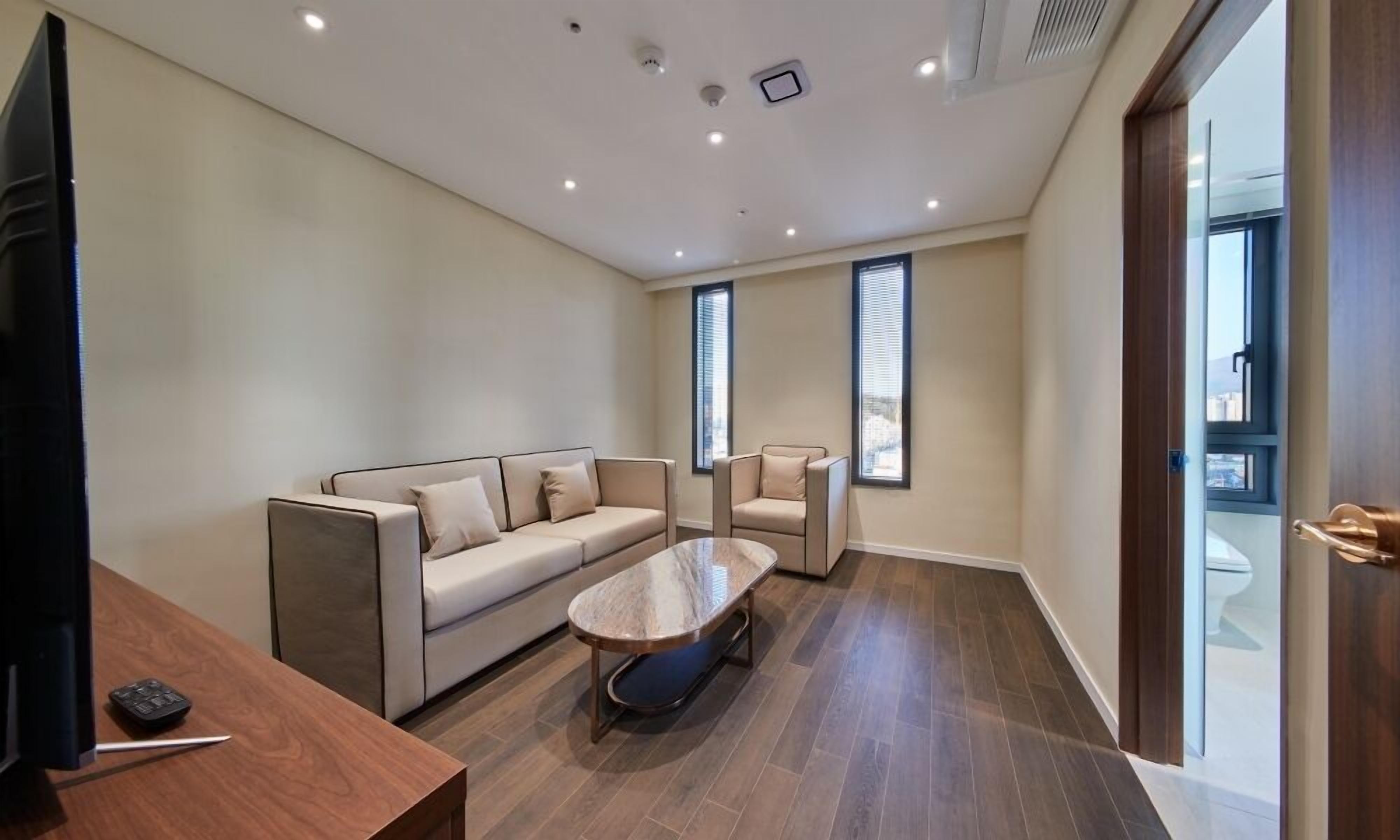 Grand Suite | 高档床上用品、羽绒被、特色装修、特色家居