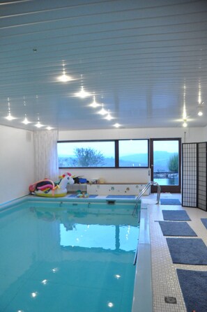 Piscine couverte
