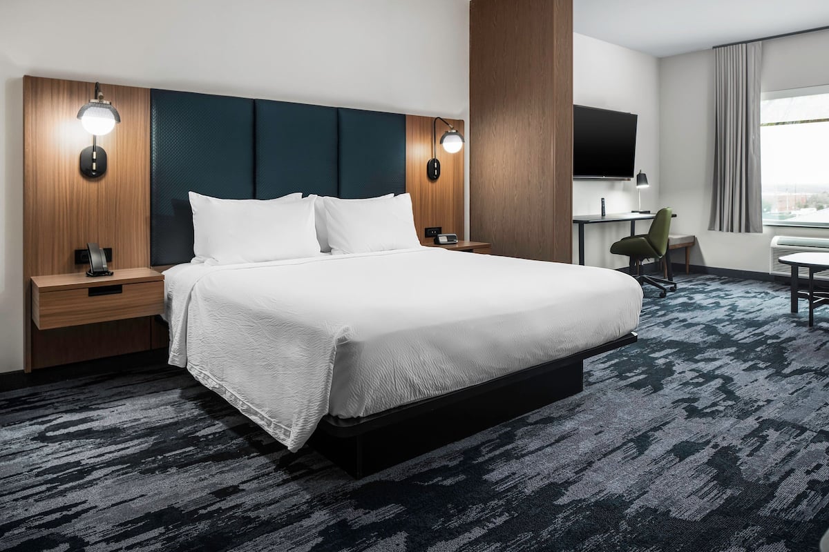 1 chambre, literie de qualité supérieure, ameublement personnalisé