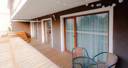 KarpatenHaus | Transylvanian Apt. w/ lrg. terrace