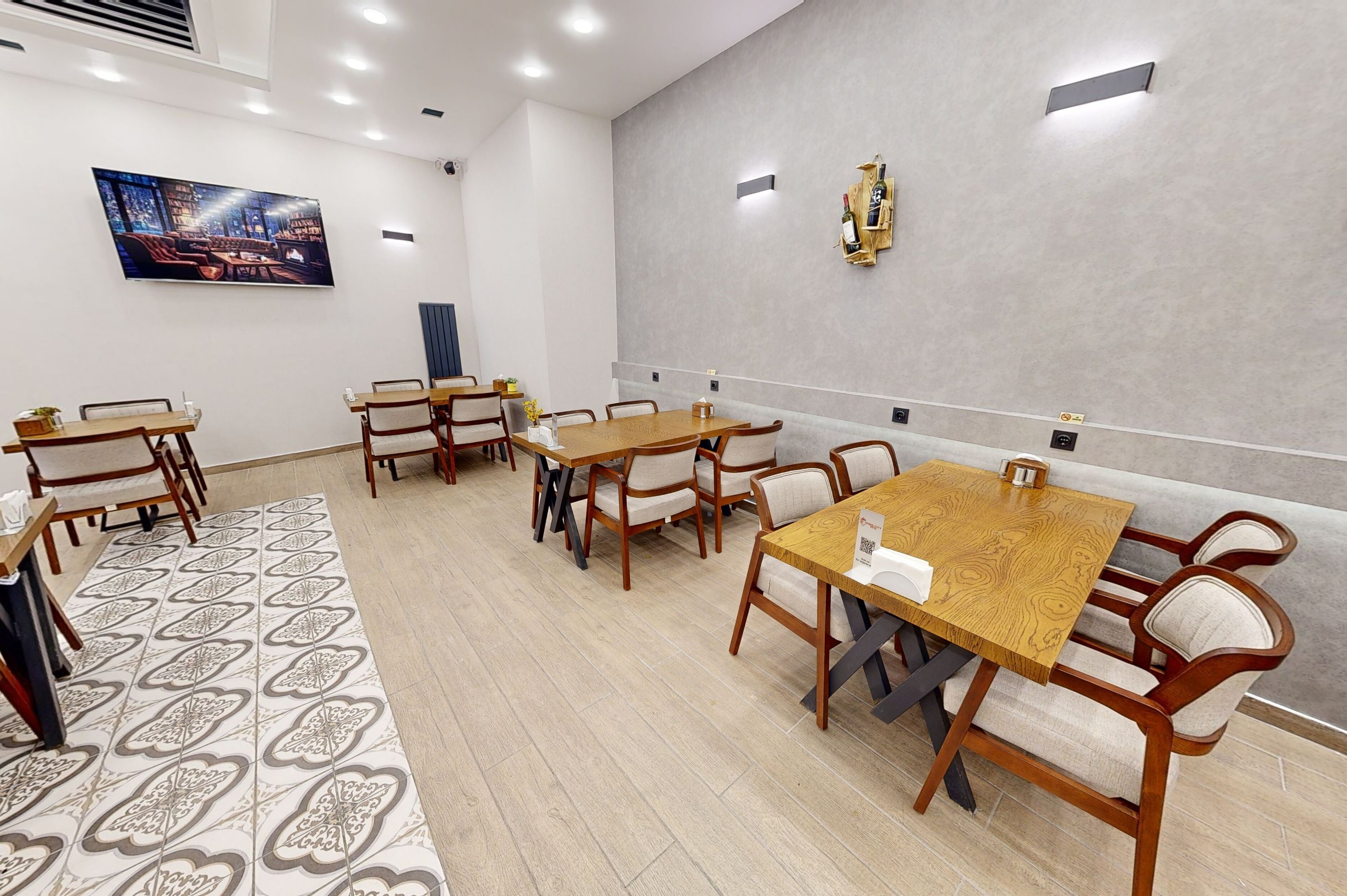 daily buffet breakfast (eur 15 per person)