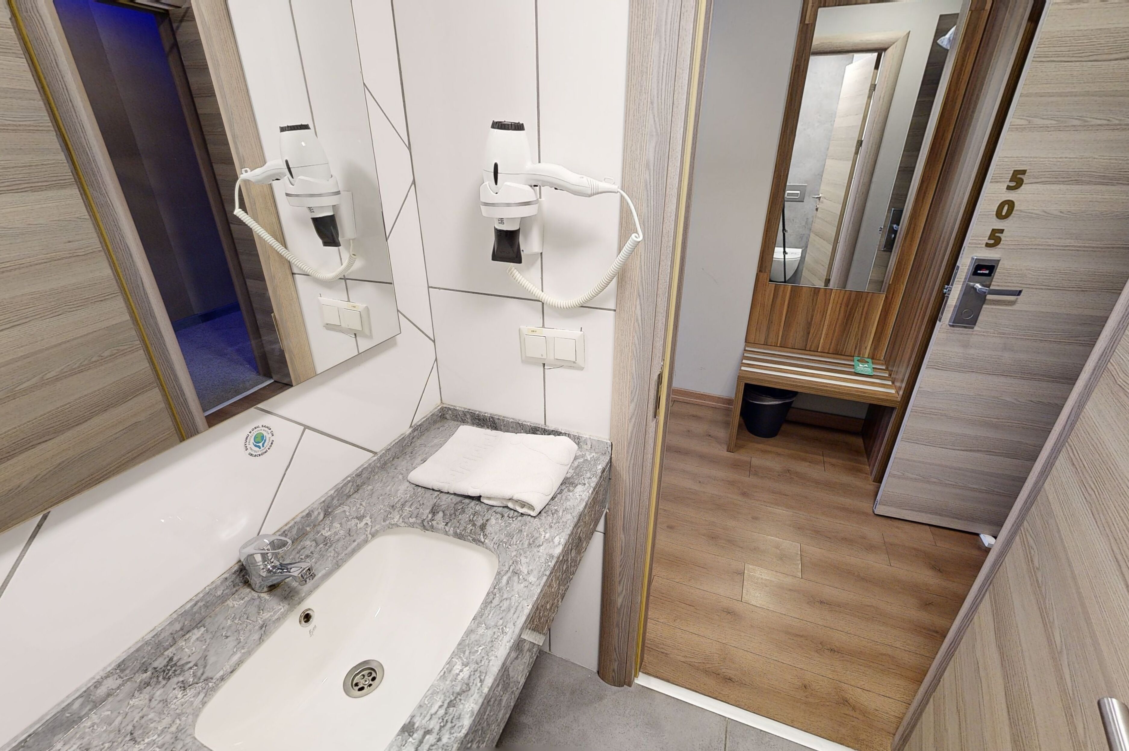 standard twin room | bathroom | free toiletries, hair dryer, slippers, towels