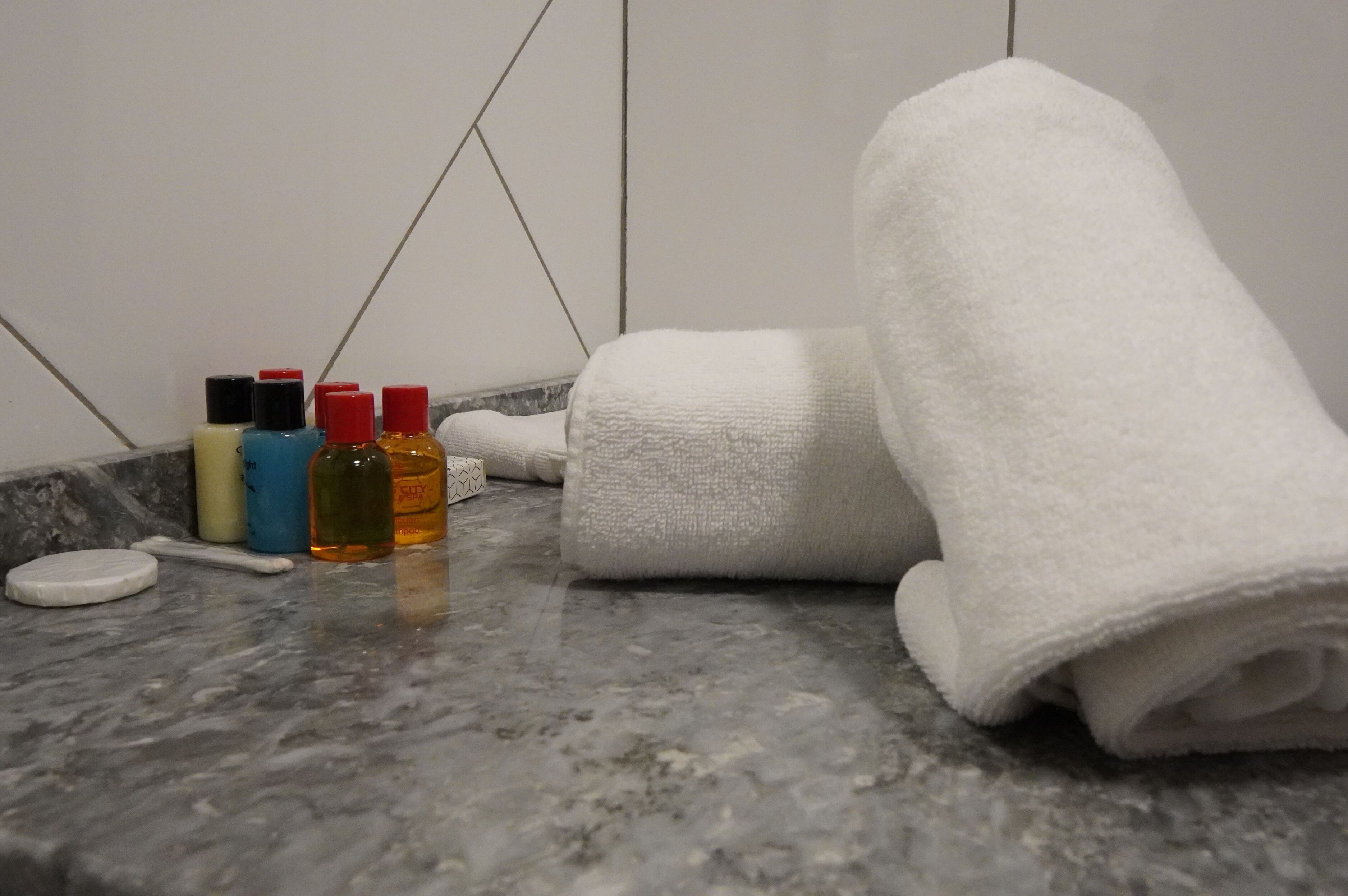 1 bedroom, premium bedding, minibar, in-room safe