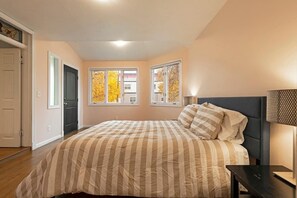 4 bedrooms, iron/ironing board, travel cot, free WiFi