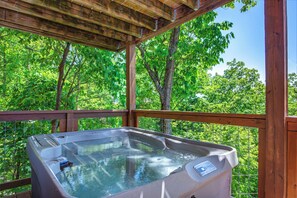 Outdoor spa tub - Stunning views, theater room, game room, hot tub, firepit. (Gatlinburg)