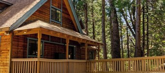 Beautiful Rustic Cabin on 5 Acres With Heavenly Views