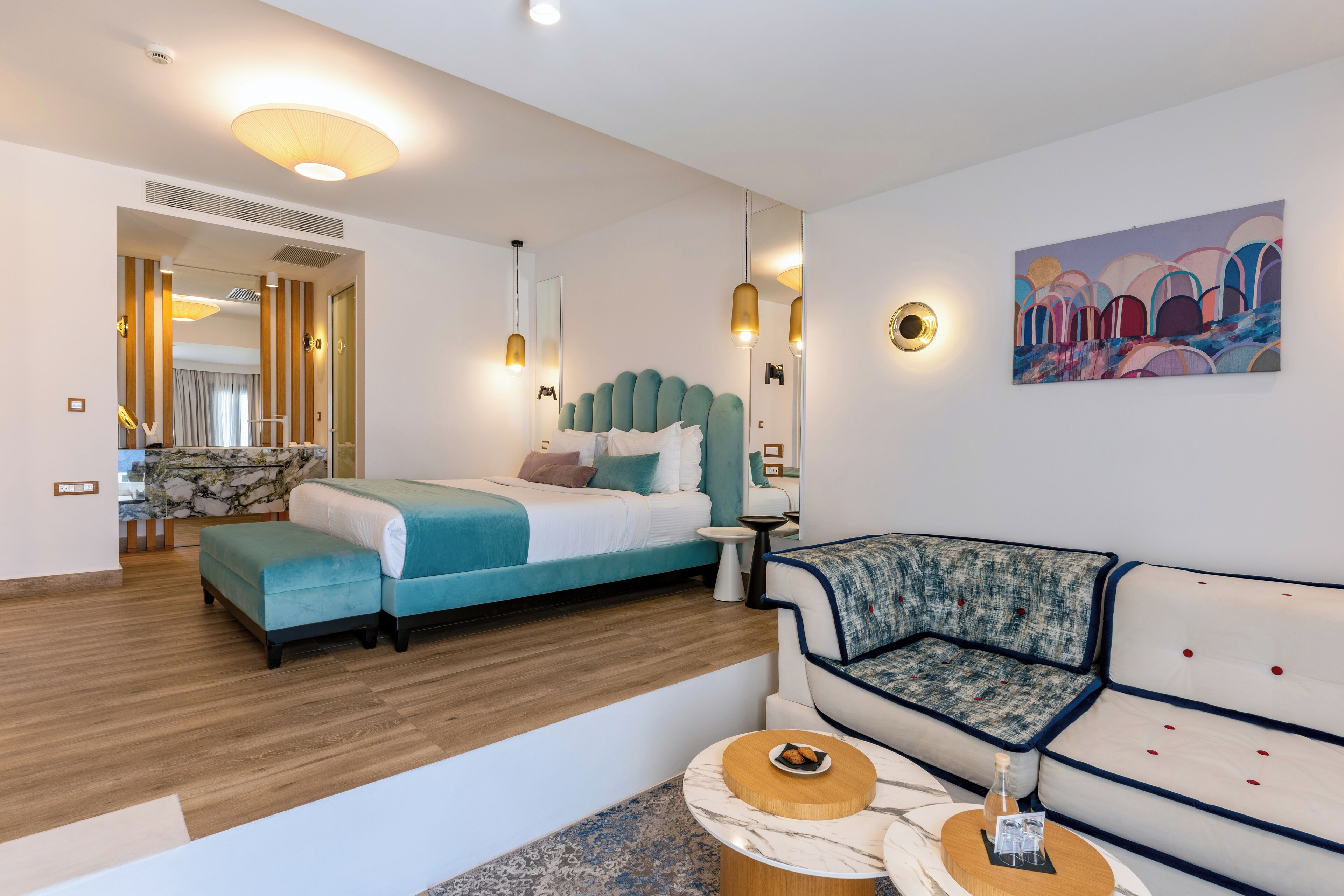 Cresanto Luxury Suites Santorini amenities photo 4