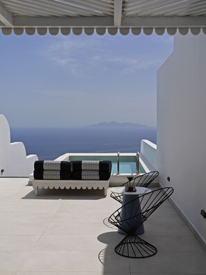 Presidential Suite Sea View and Heated Pool | Näkymä huoneesta