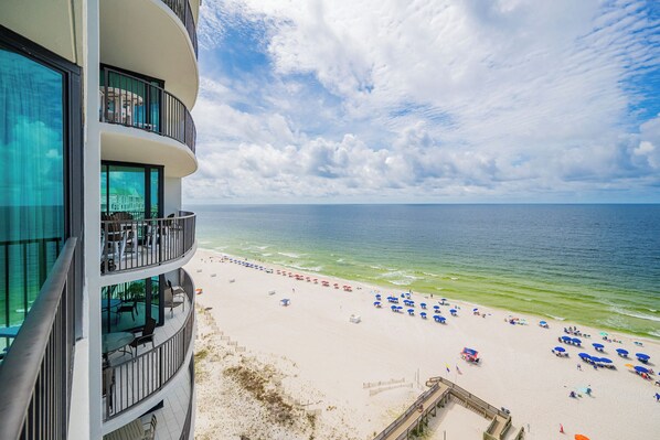 On the beach - Phoenix IX 1203 - Beautiful 2BR Gulf Front Unit (Orange Beach)