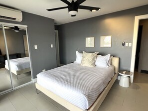 2 chambres, fer et planche à repasser, Wi-Fi gratuit, draps fournis