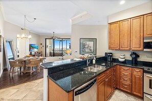 Fridge, microwave, oven, stovetop - Waterviews Views, Top Floor Cape  - Heated Pool, Golf, Gym & Great Amenities! (Cape Coral)