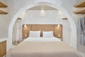 Presidential Villa | 2 bedrooms, Egyptian cotton sheets, premium bedding, down comforters - GrandeMar Suites (Astypalaia)