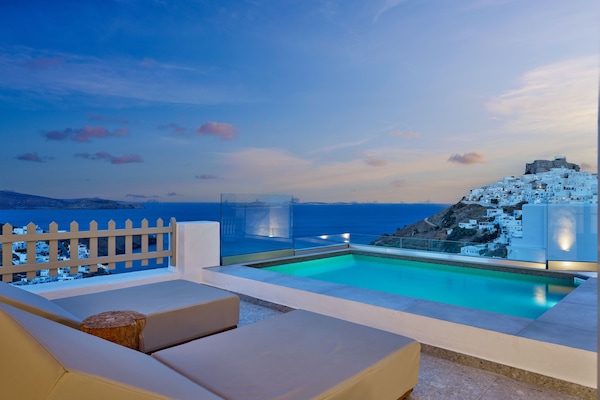 Presidential Villa | Terrace/patio