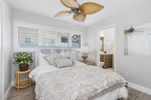4 bedrooms, iron/ironing board, travel cot, WiFi