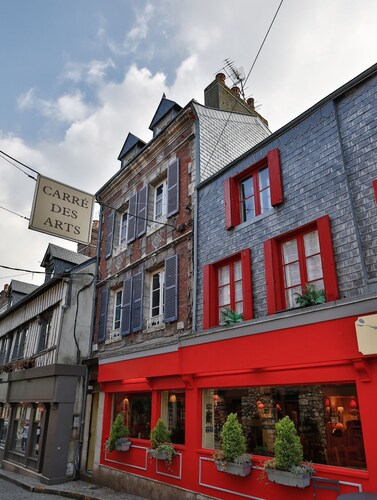 Emeraude | Nid douillet 3★ | Cœur quartier historique | 2 pers