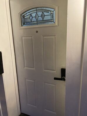 Interior - Perfect near NYC (Newark)