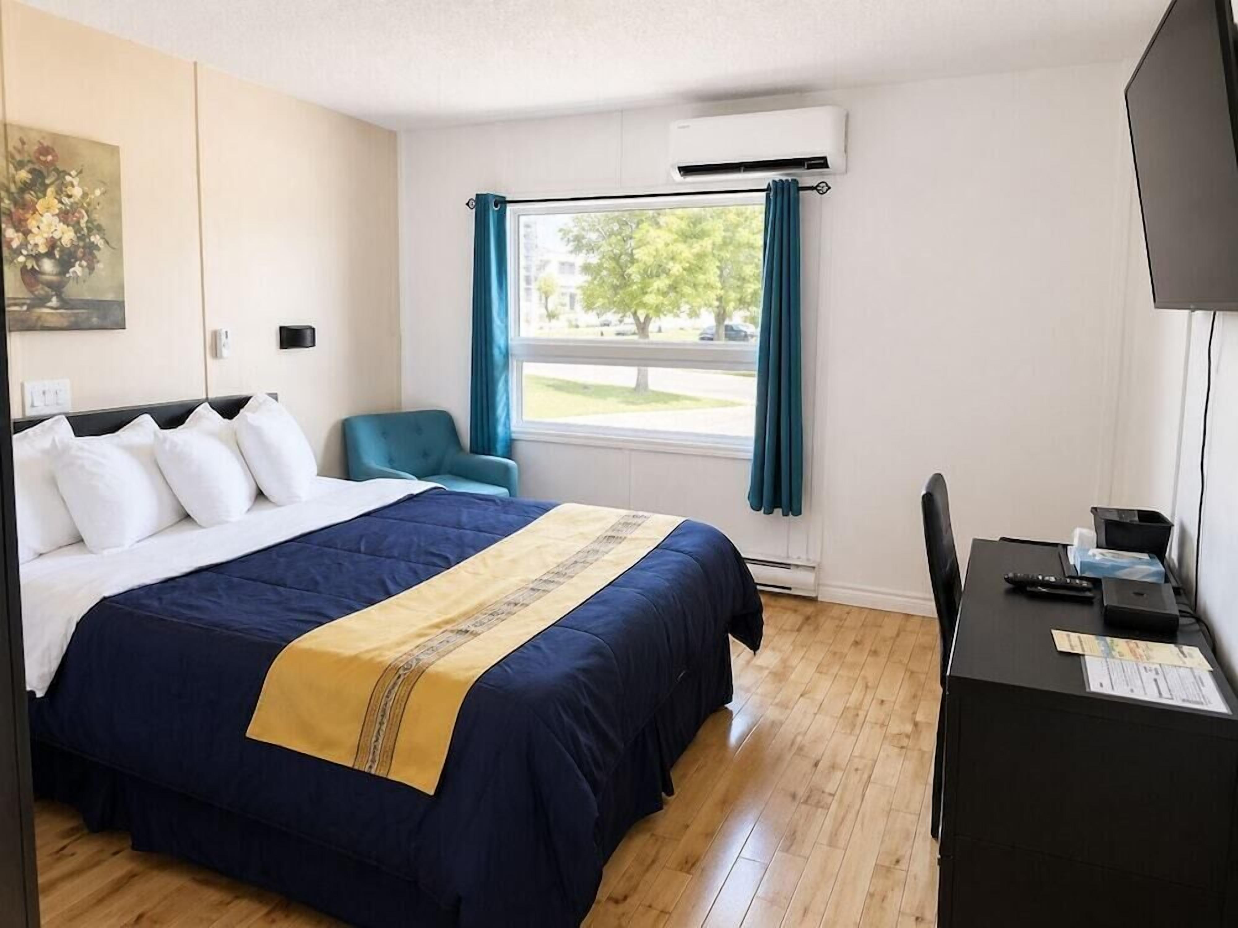 Premium bedding, individually furnished, desk, laptop workspace