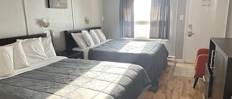 Chambre Standard, 2 grands lits, non-fumeur