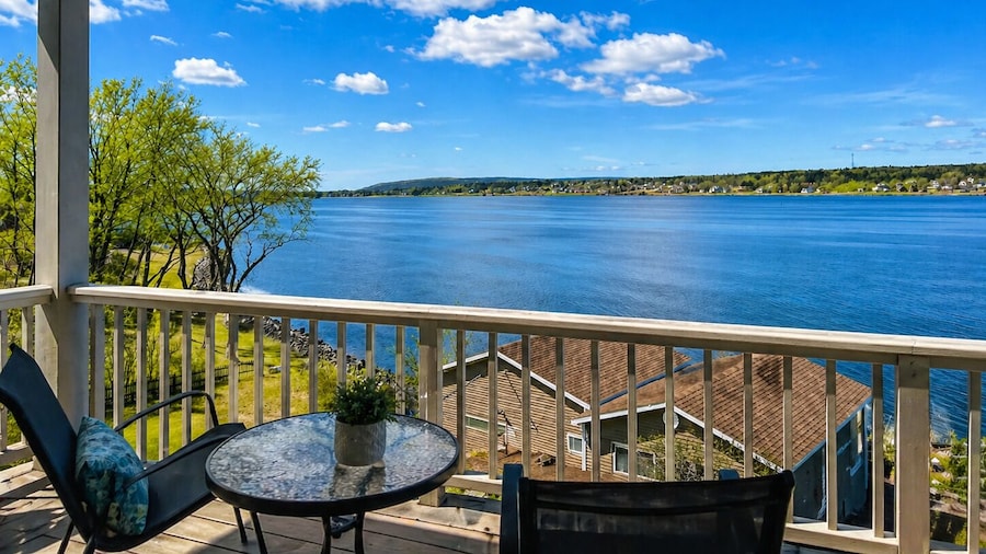 Harbourview Inn, SureStay Collection by Best Western